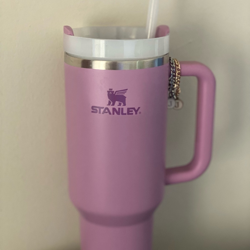Stanley Lavender Travel Mug with Handle